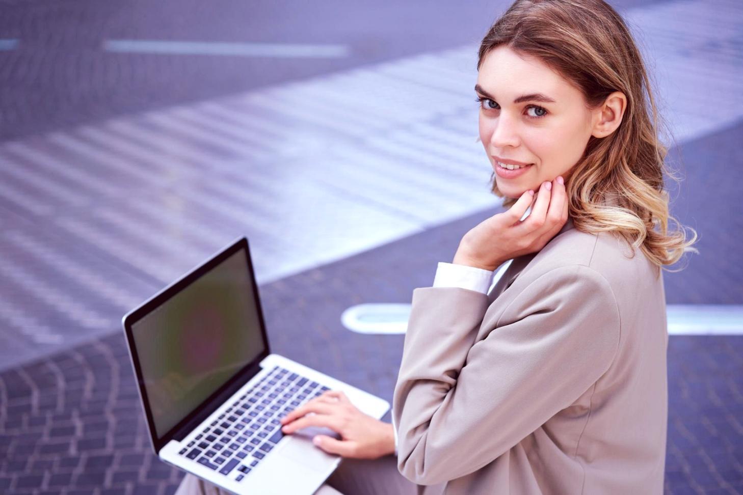 Gruppenarbeit an SEO-Projekten